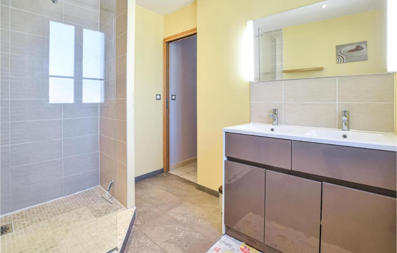 Beautiful home in Créances with WiFi&3 Bedrooms Extérieur photo
